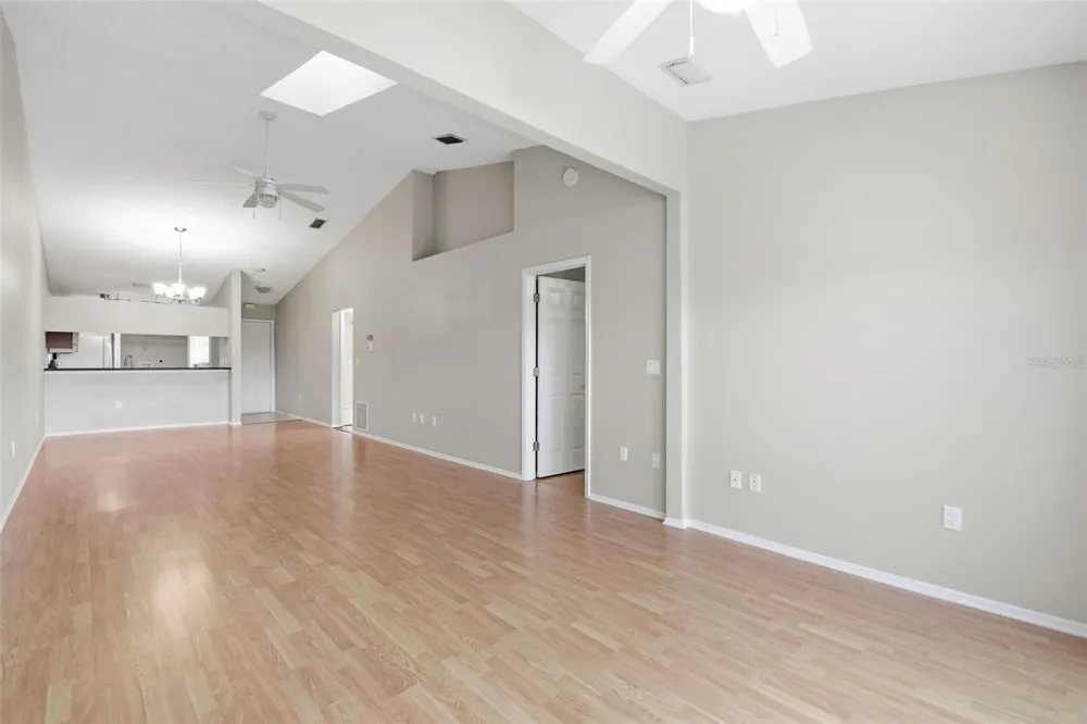 825 WATERSIDE LANE Bradenton, FL 34209