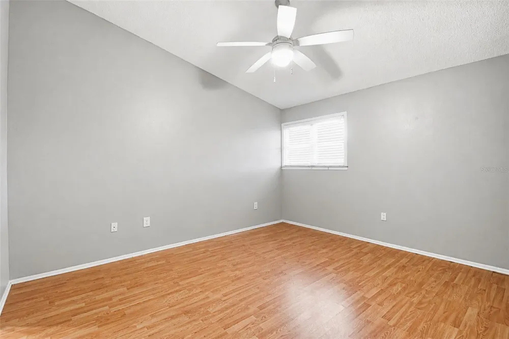 825 WATERSIDE LANE Bradenton, FL 34209