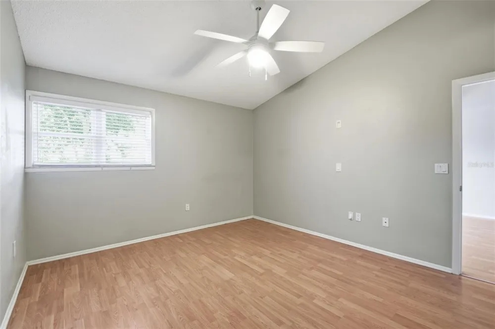 825 WATERSIDE LANE Bradenton, FL 34209
