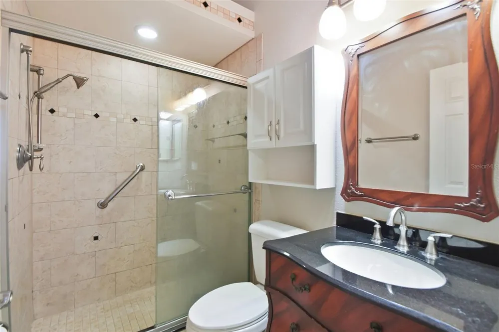 825 WATERSIDE LANE Bradenton, FL 34209