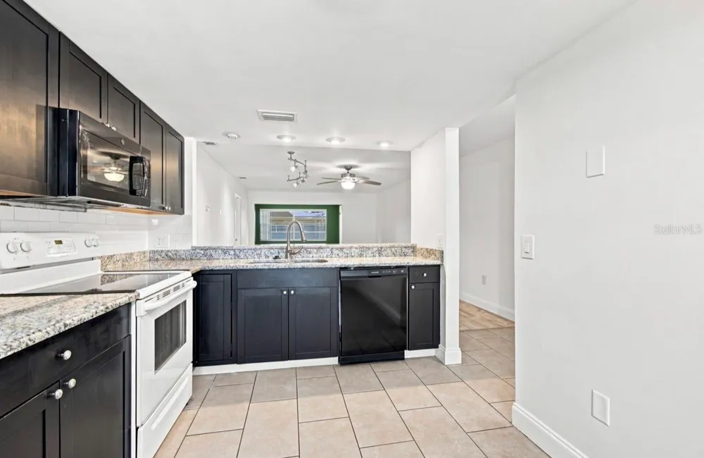 7570 92ND STREET #203C Seminole, FL 33777