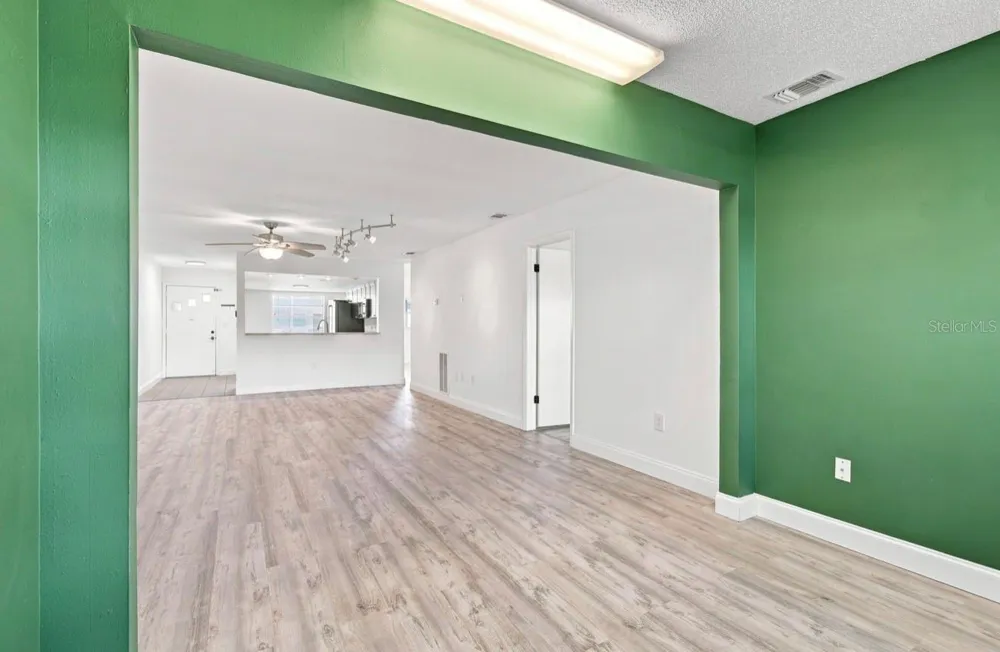 7570 92ND STREET #203C Seminole, FL 33777