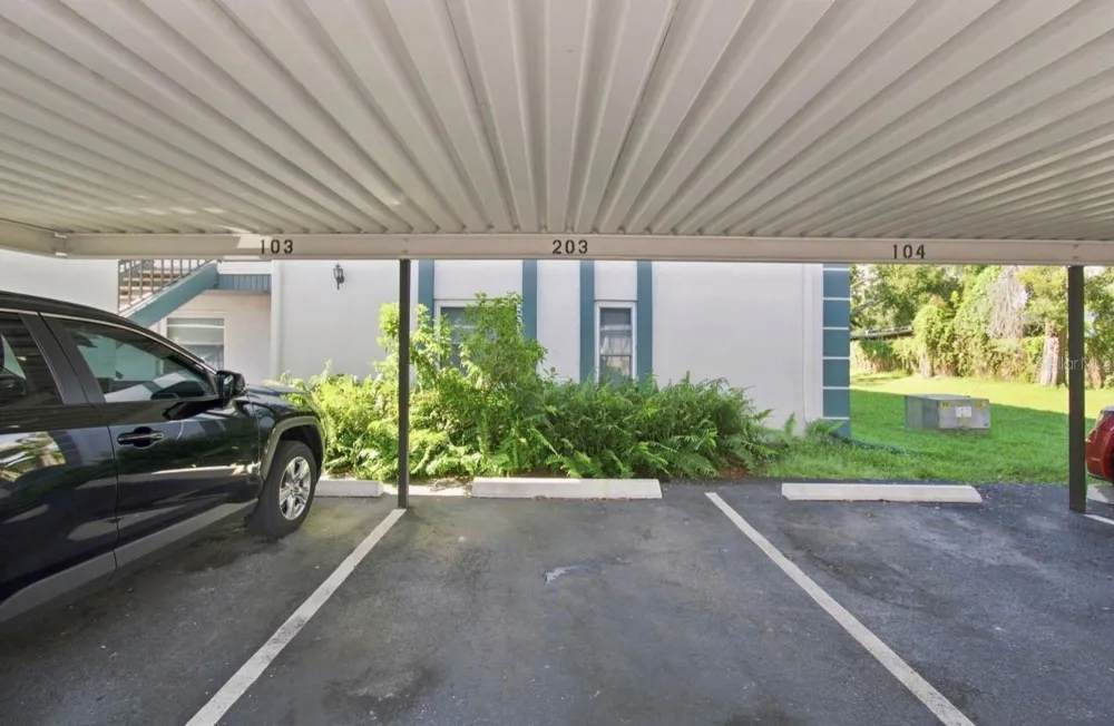 7570 92ND STREET #203C Seminole, FL 33777