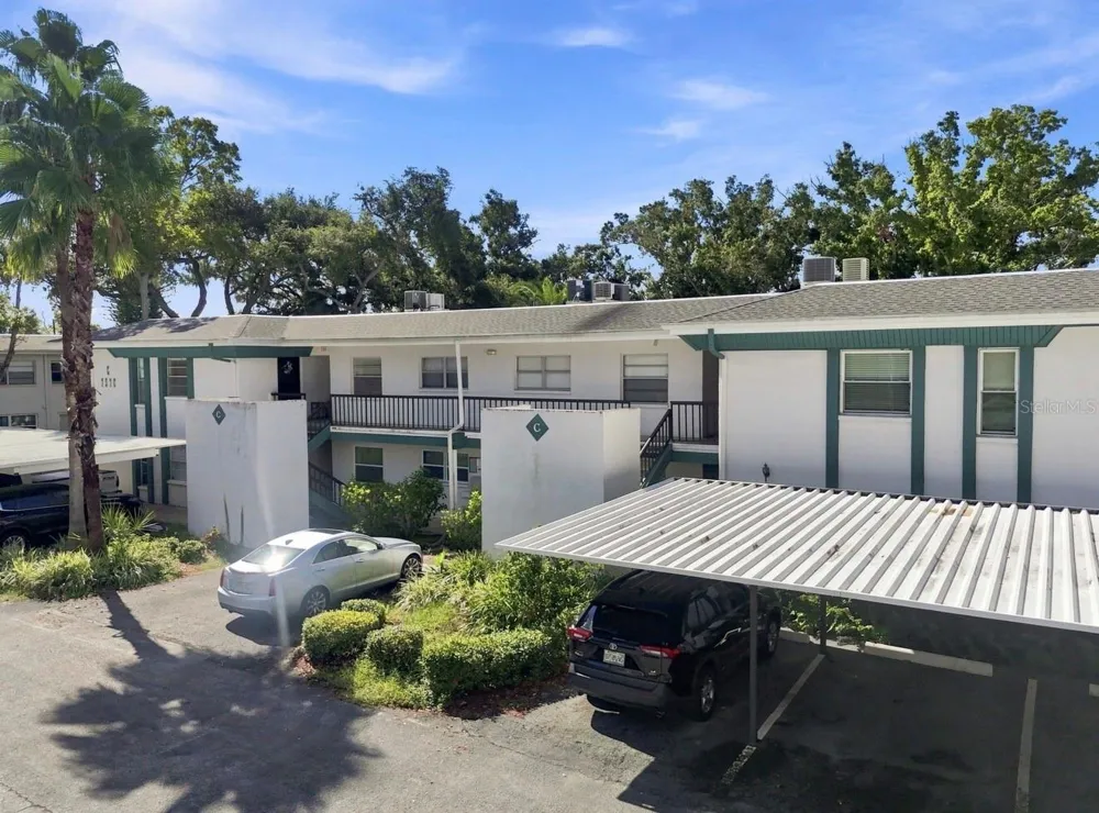7570 92ND STREET #203C Seminole, FL 33777