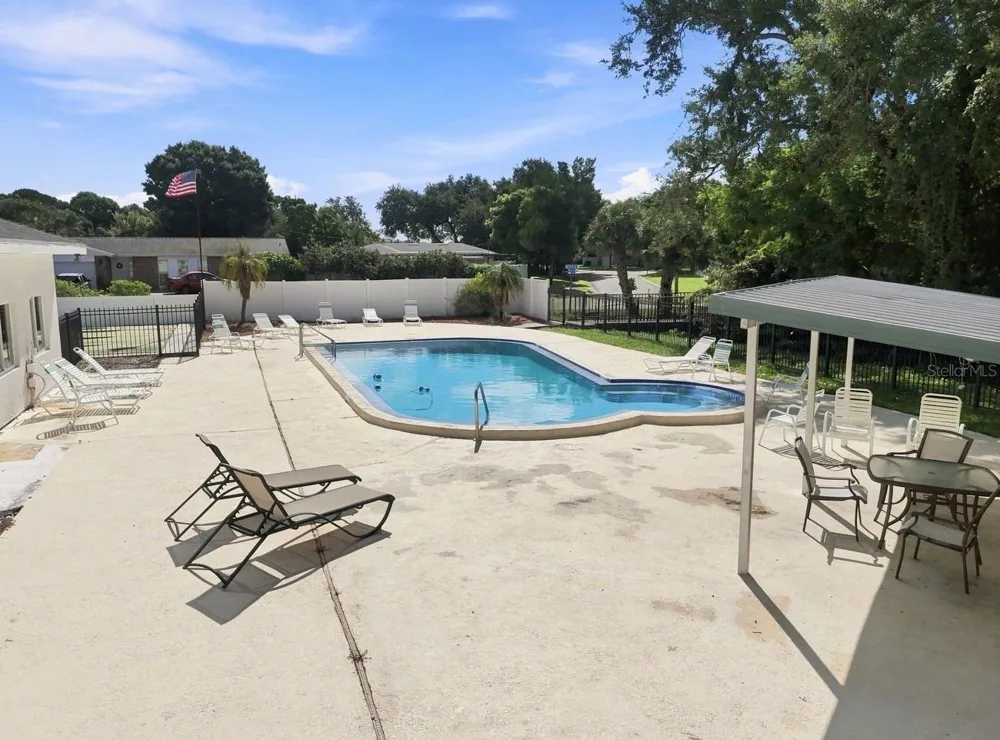 7570 92ND STREET #203C Seminole, FL 33777