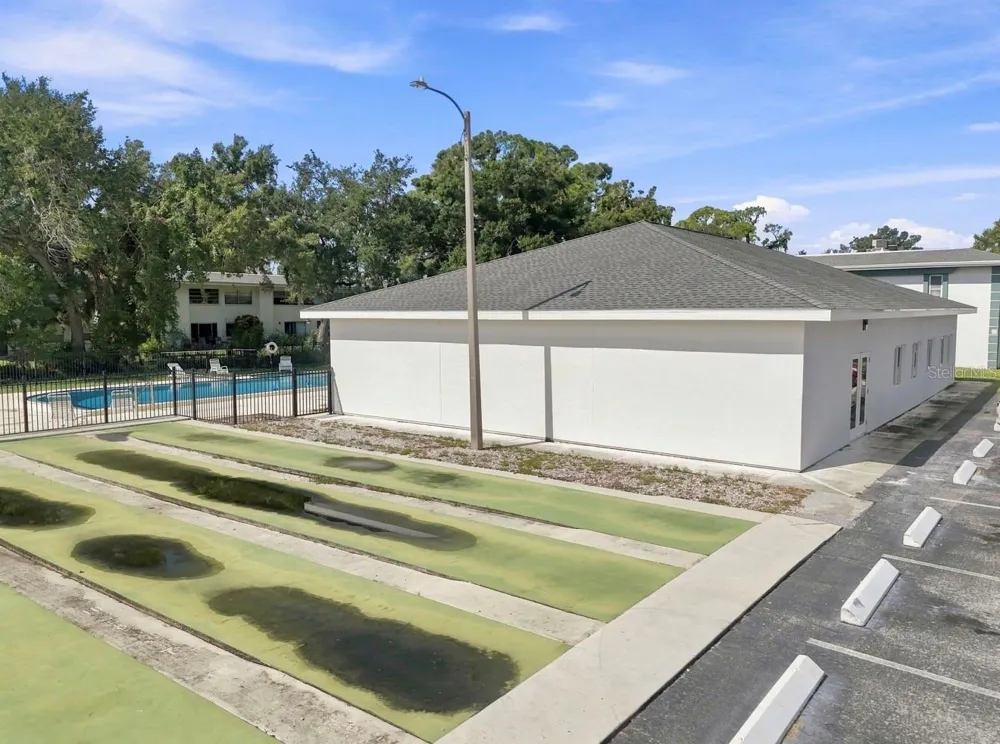 7570 92ND STREET #203C Seminole, FL 33777