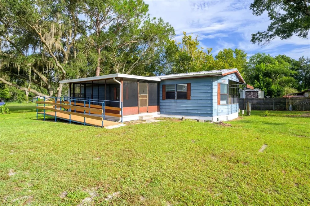 3649 ALICE DRIVE Wesley Chapel, FL 33543