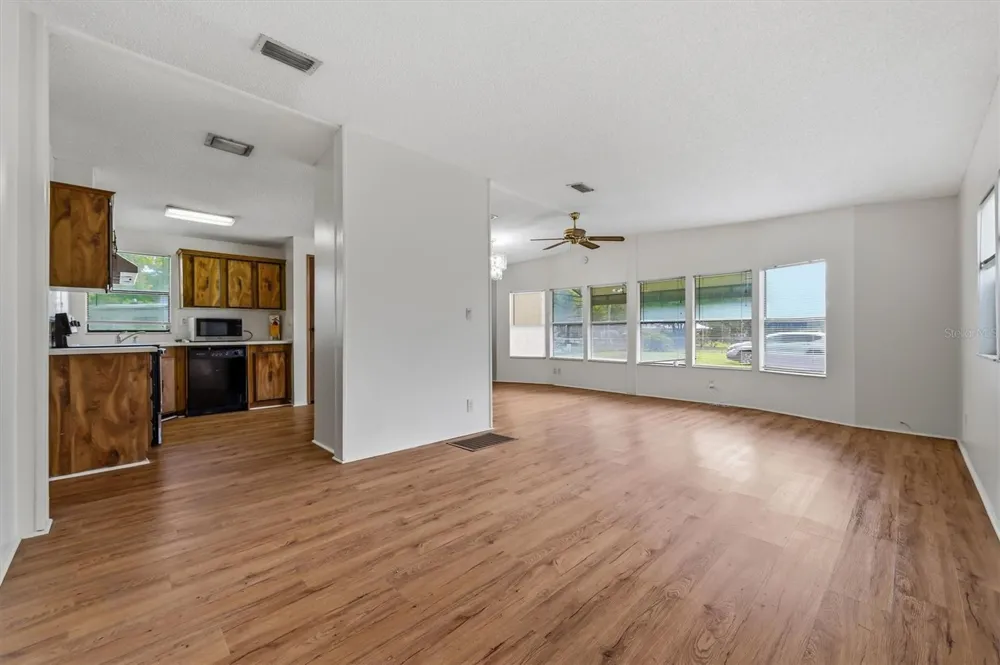 3649 ALICE DRIVE Wesley Chapel, FL 33543