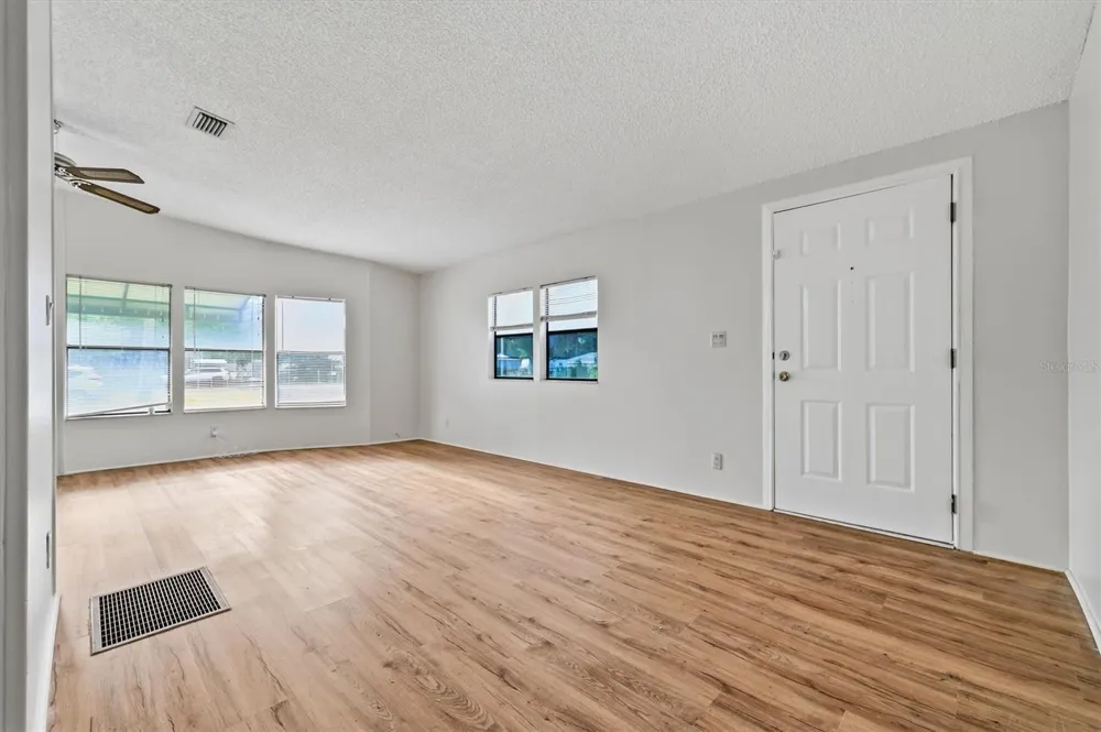 3649 ALICE DRIVE Wesley Chapel, FL 33543
