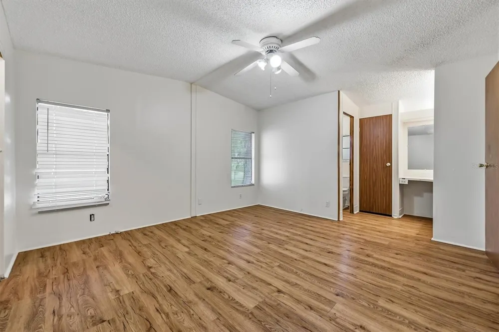 3649 ALICE DRIVE Wesley Chapel, FL 33543