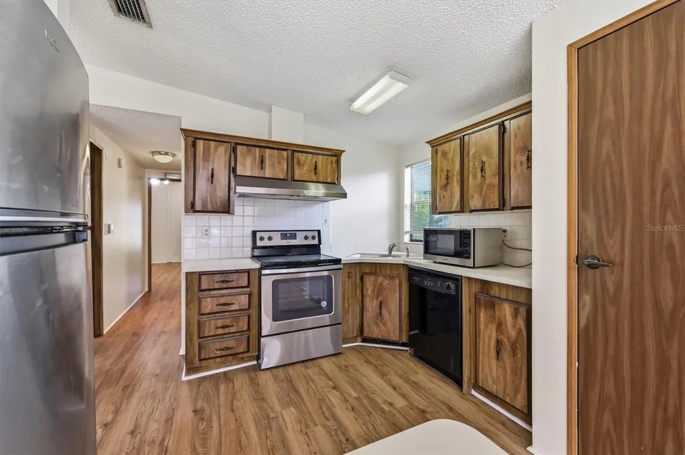 3649 ALICE DRIVE Wesley Chapel, FL 33543