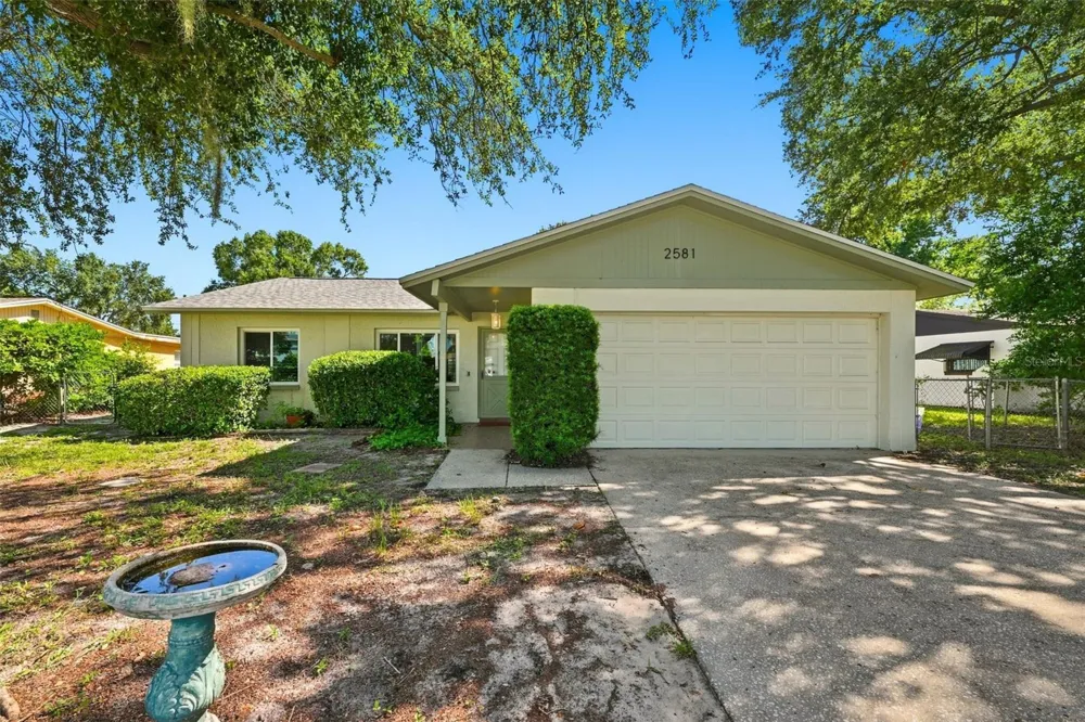 2581 COLUMBUS WAY S St Petersburg, FL 33712