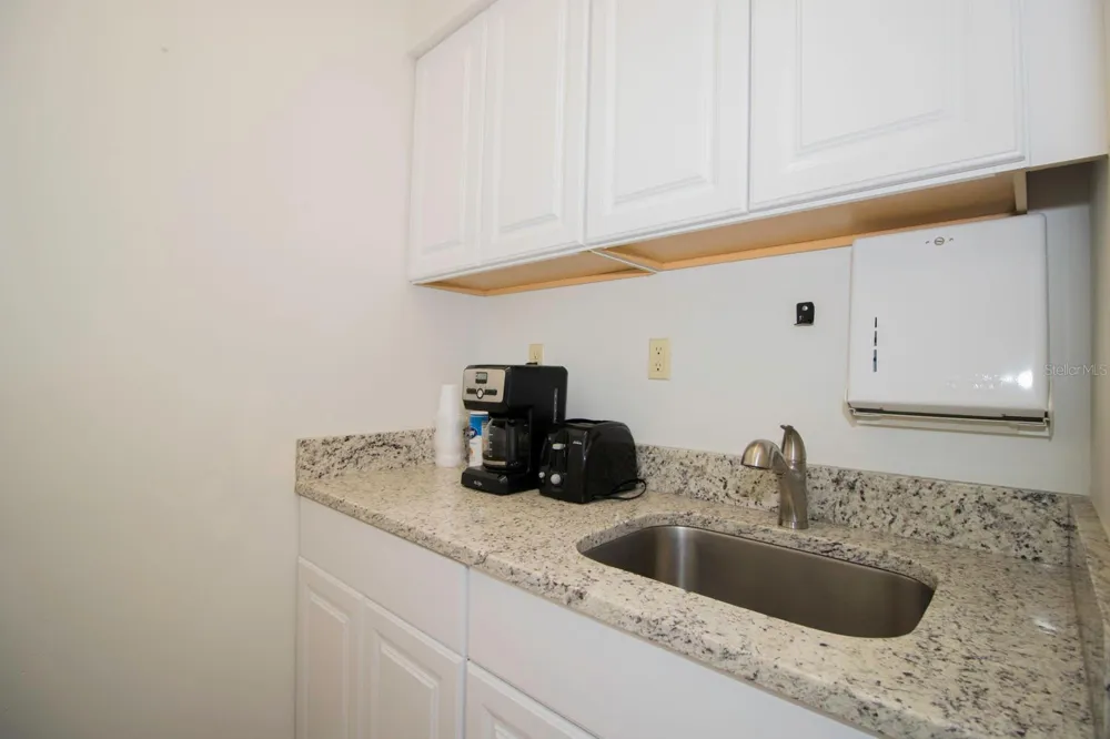 400 MILLS AVENUE #B Orlando, FL 32803