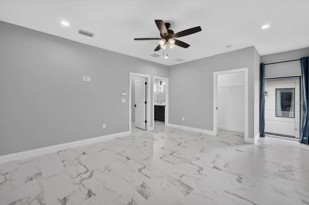 2501 W NORTH A STREET #B Tampa, FL 33609