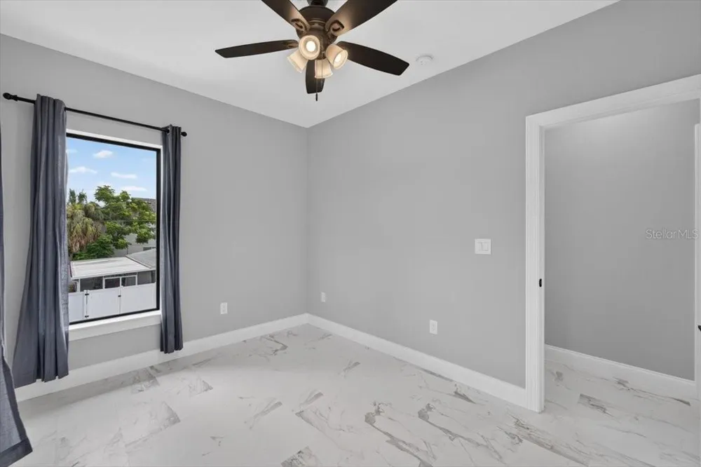 2501 W NORTH A STREET #B Tampa, FL 33609