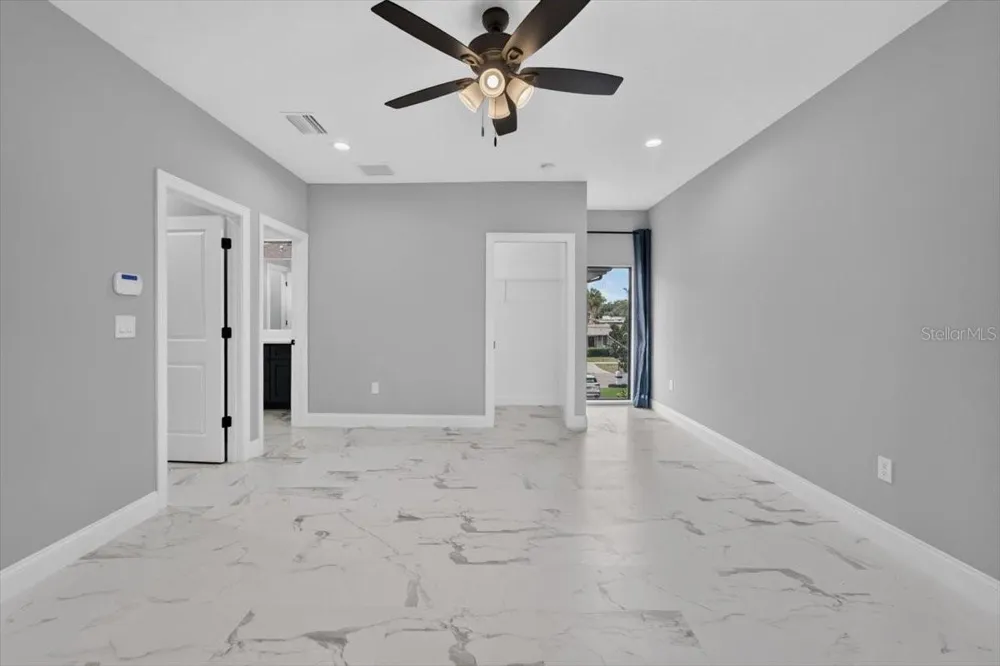 2501 W NORTH A STREET #B Tampa, FL 33609