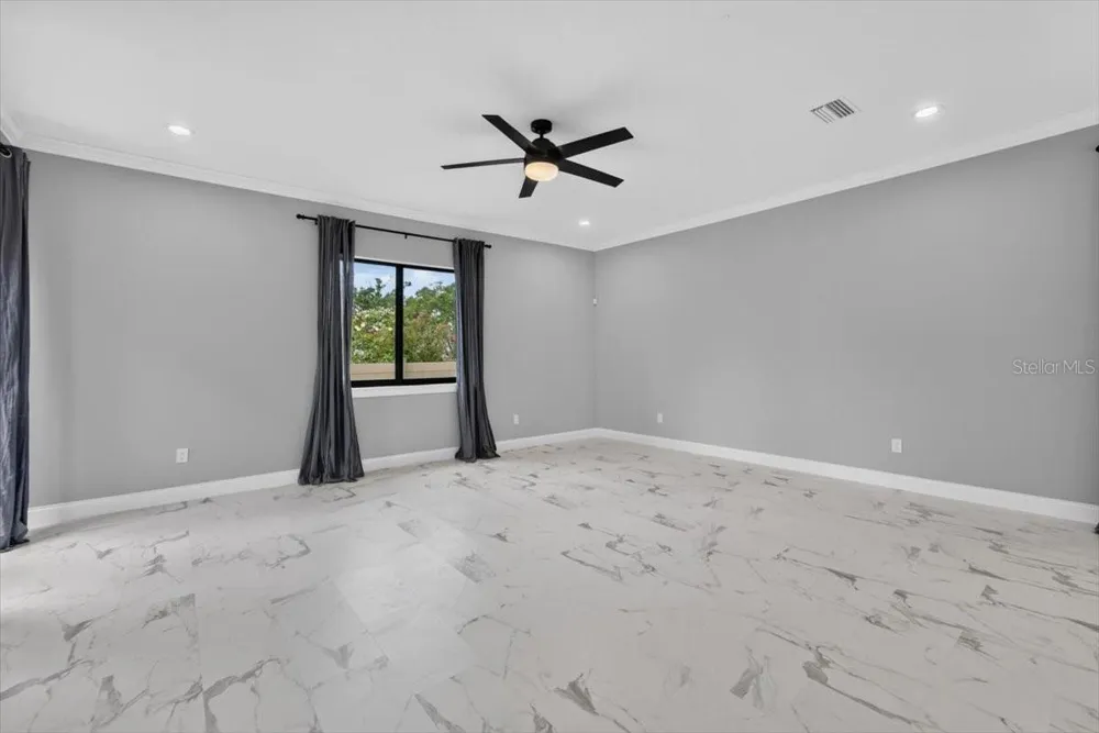 2501 W NORTH A STREET #B Tampa, FL 33609