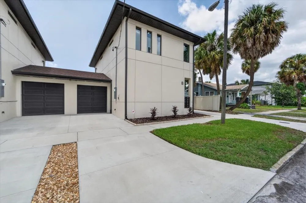 2501 W NORTH A STREET #B Tampa, FL 33609