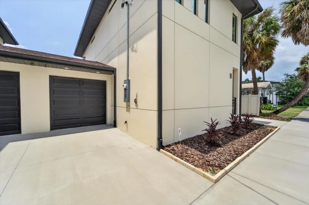 2501 W NORTH A STREET #B Tampa, FL 33609
