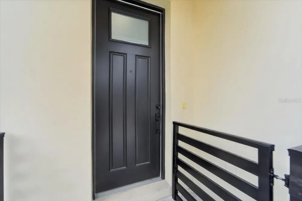 2501 W NORTH A STREET #B Tampa, FL 33609