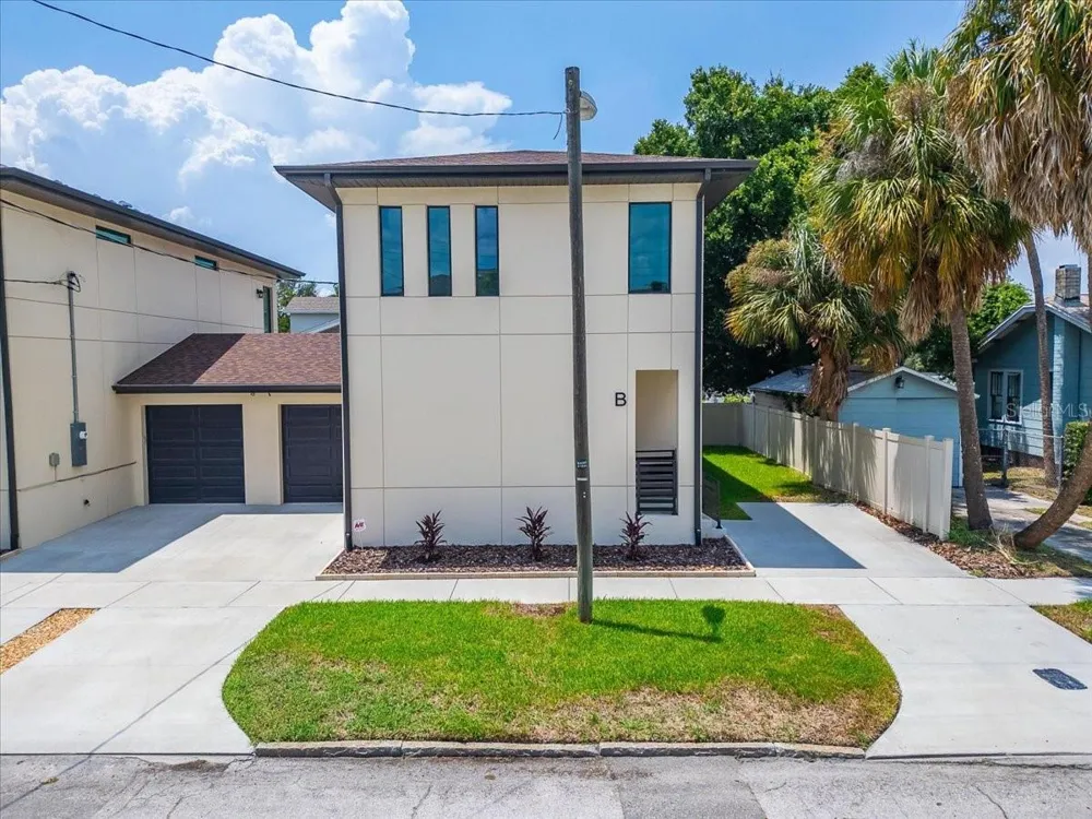 2501 W NORTH A STREET #B Tampa, FL 33609