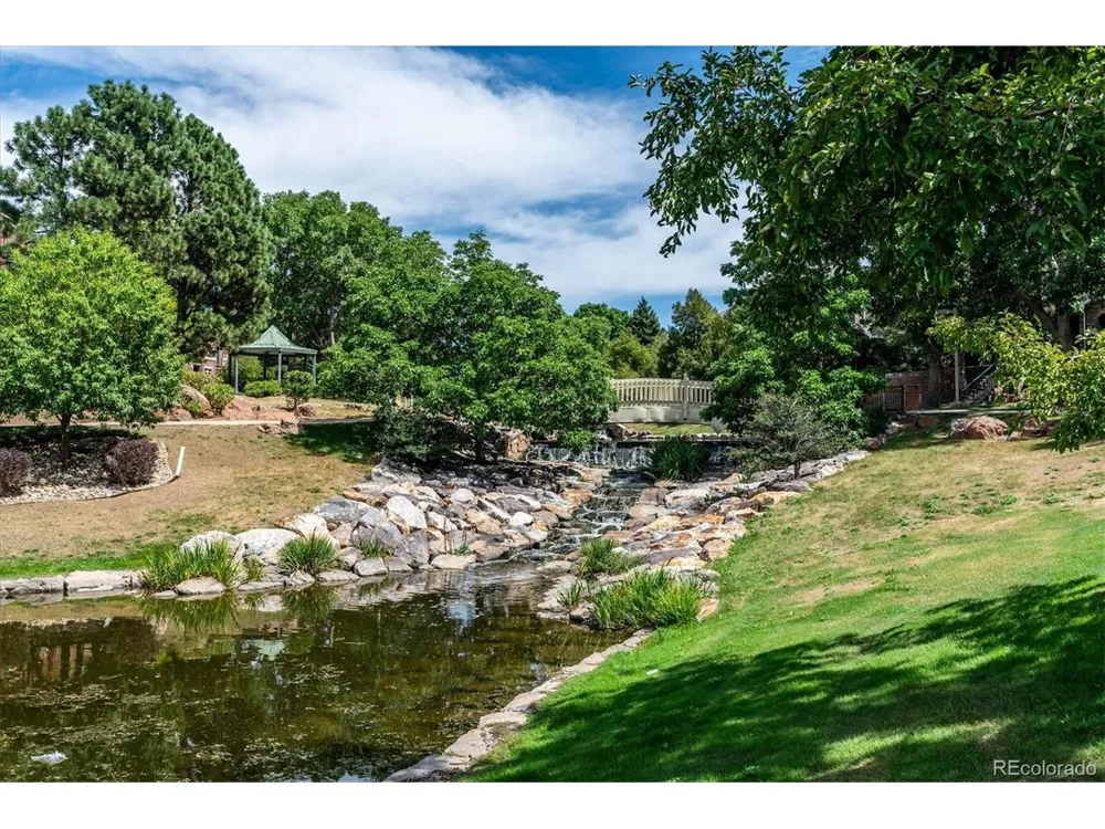 8966 E Nichols Place Centennial, CO 80112