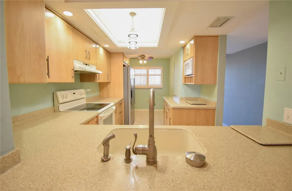 103 1ST STREET E #306 Tierra Verde, FL 33715
