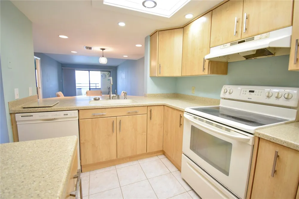 103 1ST STREET E #306 Tierra Verde, FL 33715