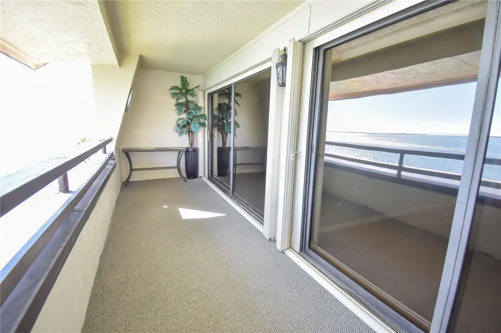 103 1ST STREET E #306 Tierra Verde, FL 33715