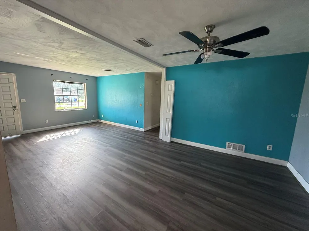 1102 OLD KINGS ROAD Daytona Beach, FL 32117