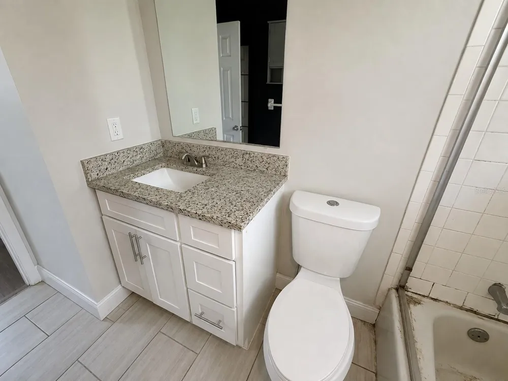 1102 OLD KINGS ROAD Daytona Beach, FL 32117