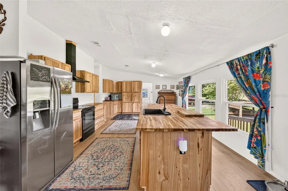 4256 SE 150TH STREET Summerfield, FL 34491
