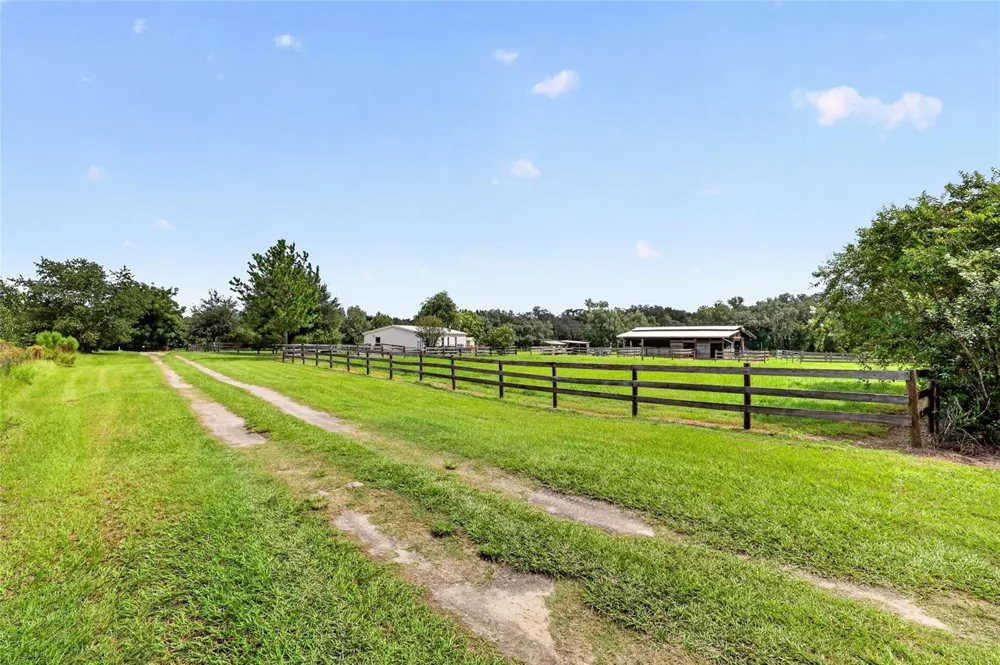 4256 SE 150TH STREET Summerfield, FL 34491