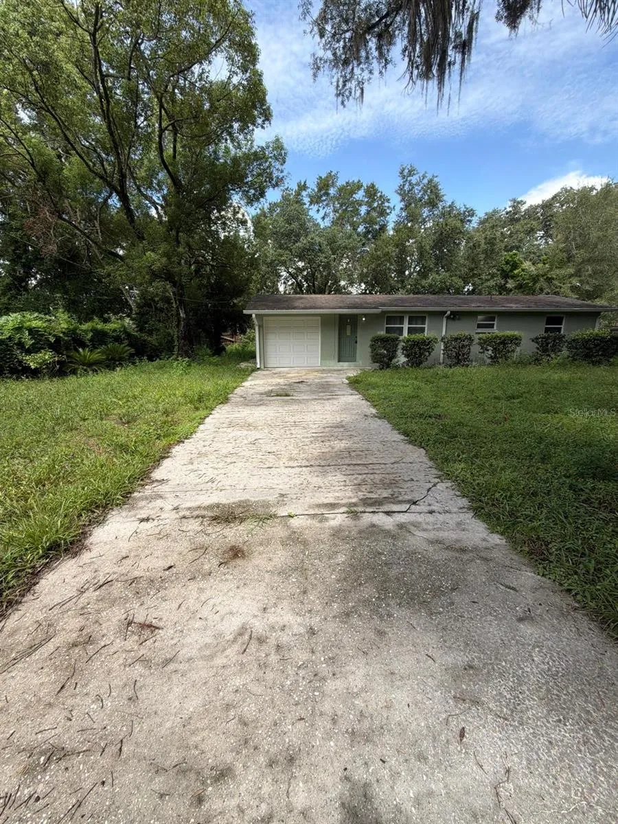 5027 ALLEN ROAD Zephyrhills, FL 33541