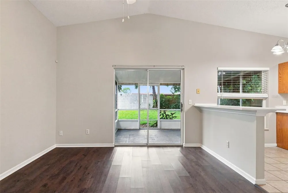 562 SHORT PINE CIRCLE Orlando, FL 32807
