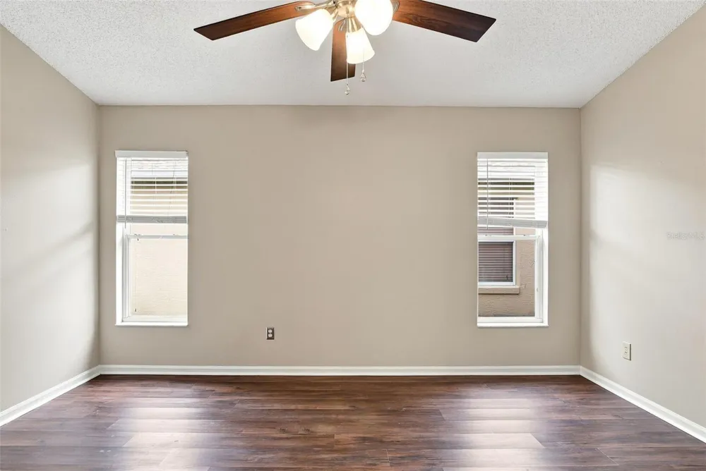 562 SHORT PINE CIRCLE Orlando, FL 32807