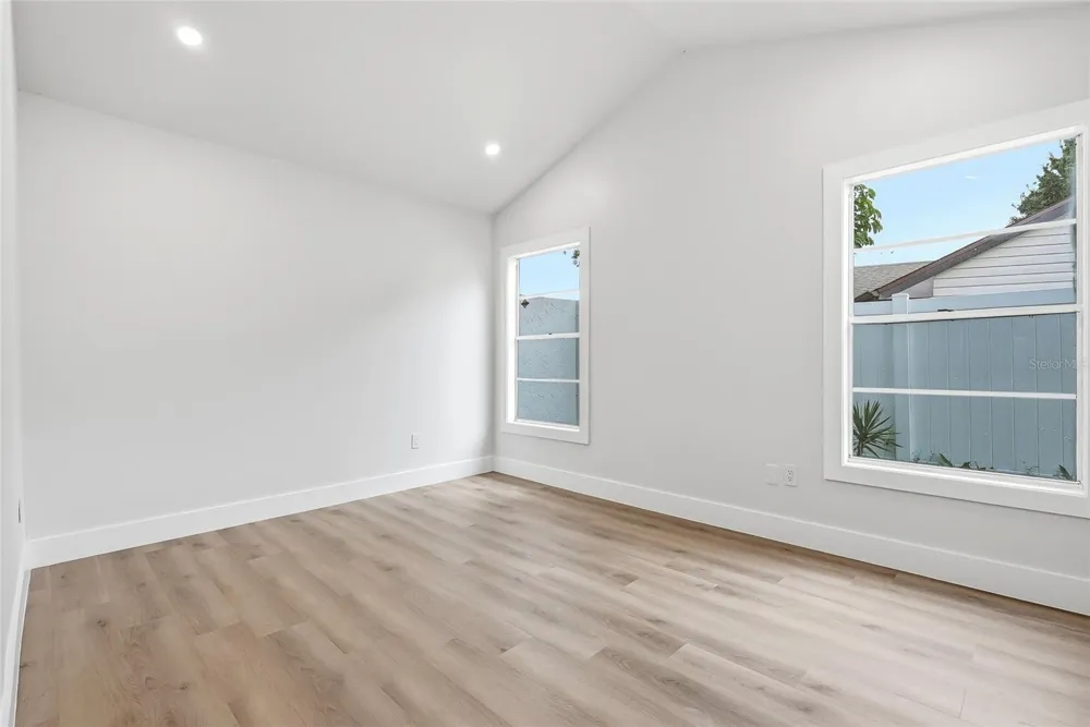 6922 SILVERMILL DRIVE Tampa, FL 33635