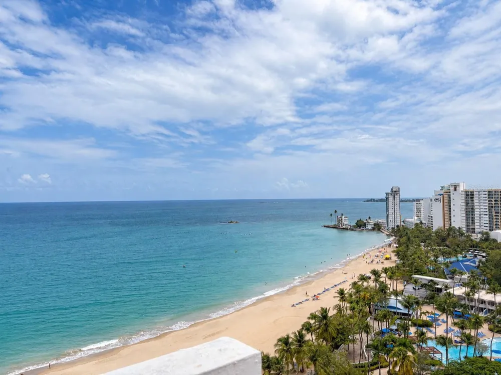 5859 AVE. ISLA VERDE #1701 Carolina, PR 00979