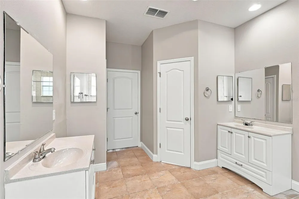 1341 JECENIA BLOSSOM DRIVE Apopka, FL 32712