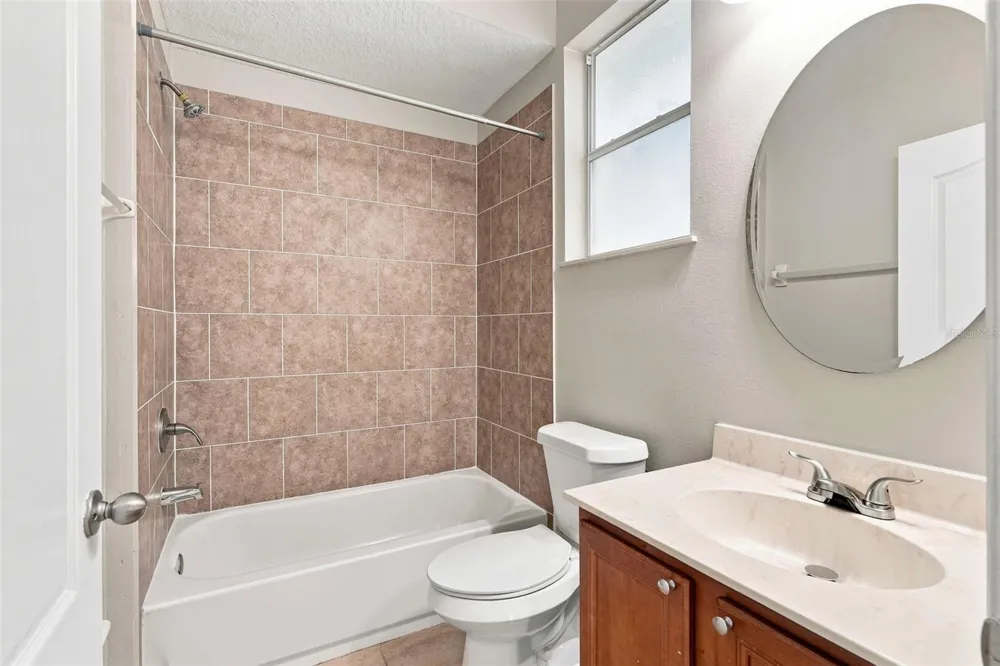 1341 JECENIA BLOSSOM DRIVE Apopka, FL 32712