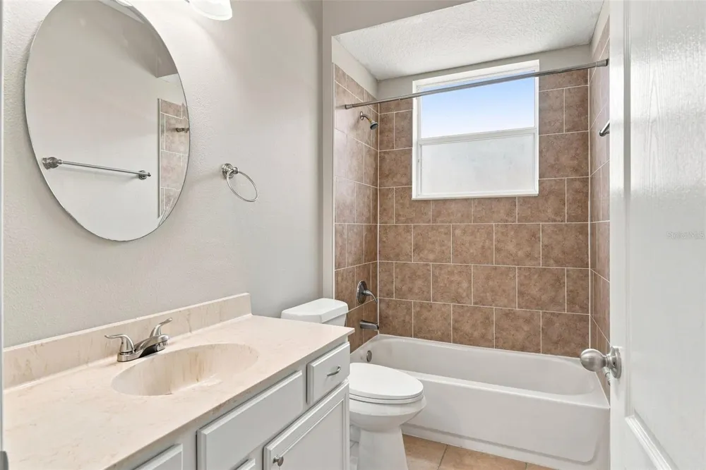 1341 JECENIA BLOSSOM DRIVE Apopka, FL 32712
