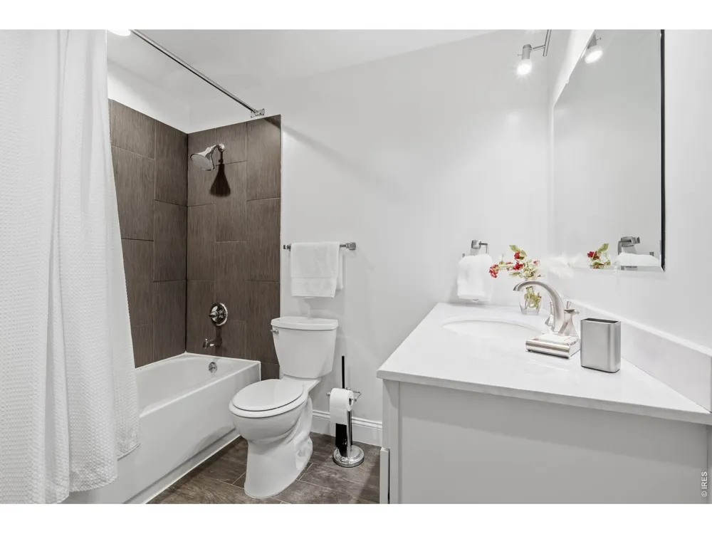3874 Broadway Street #8 Boulder, CO 80304