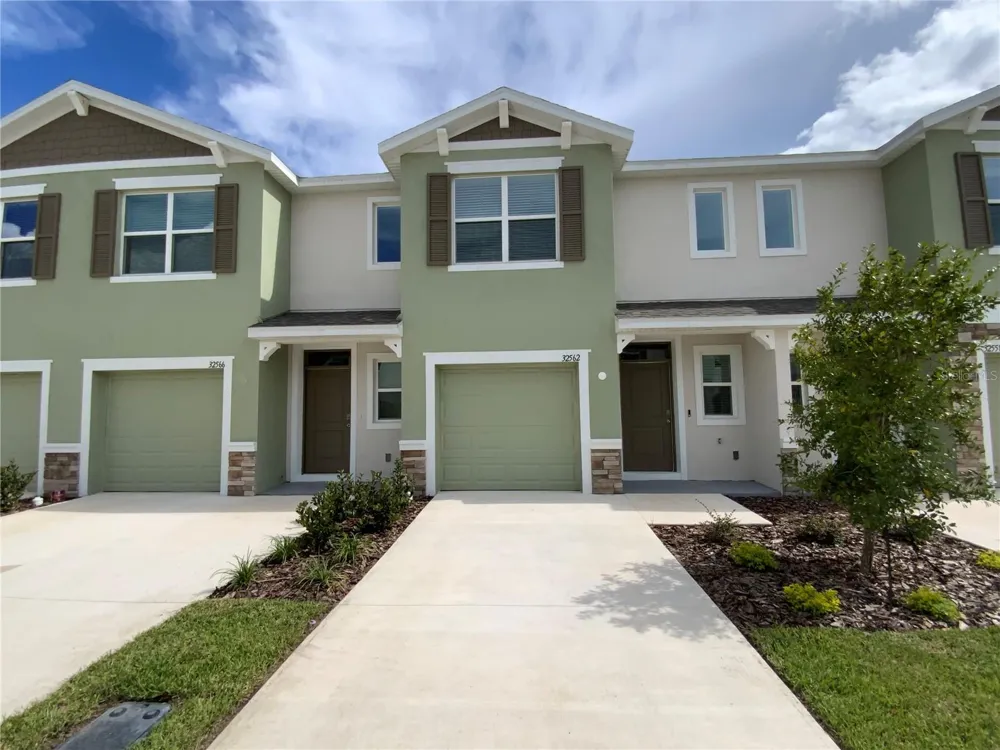 32562 MIDSUMMER NIGHT LANE Wesley Chapel, FL 33543