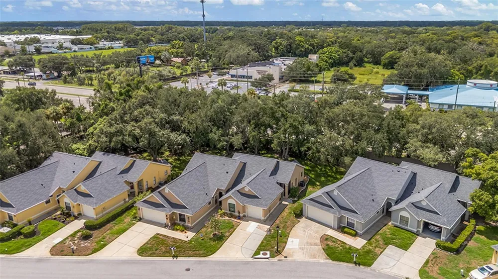 3633 MUIRFIELD COURT New Port Richey, FL 34655