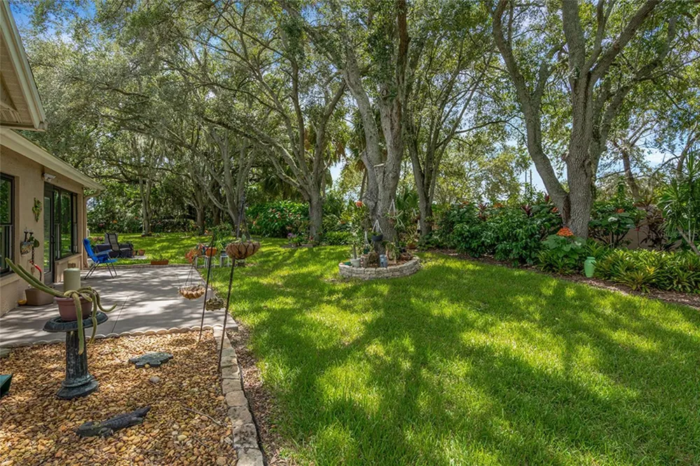 3633 MUIRFIELD COURT New Port Richey, FL 34655