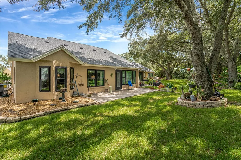 3633 MUIRFIELD COURT New Port Richey, FL 34655