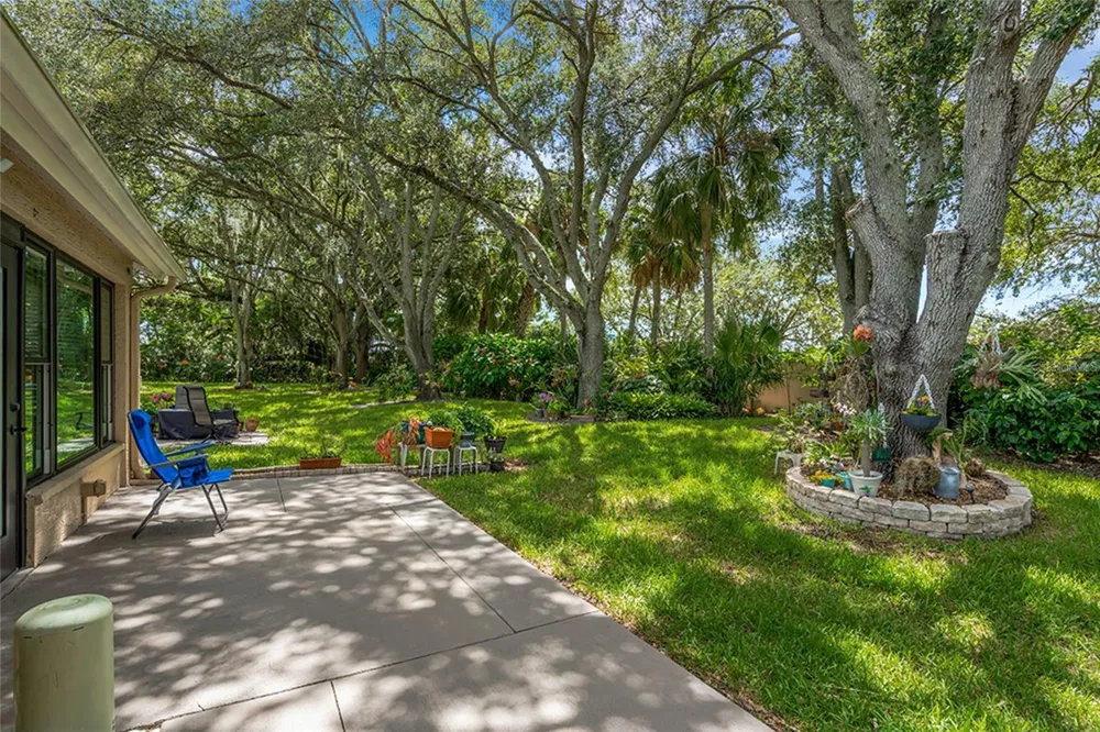 3633 MUIRFIELD COURT New Port Richey, FL 34655