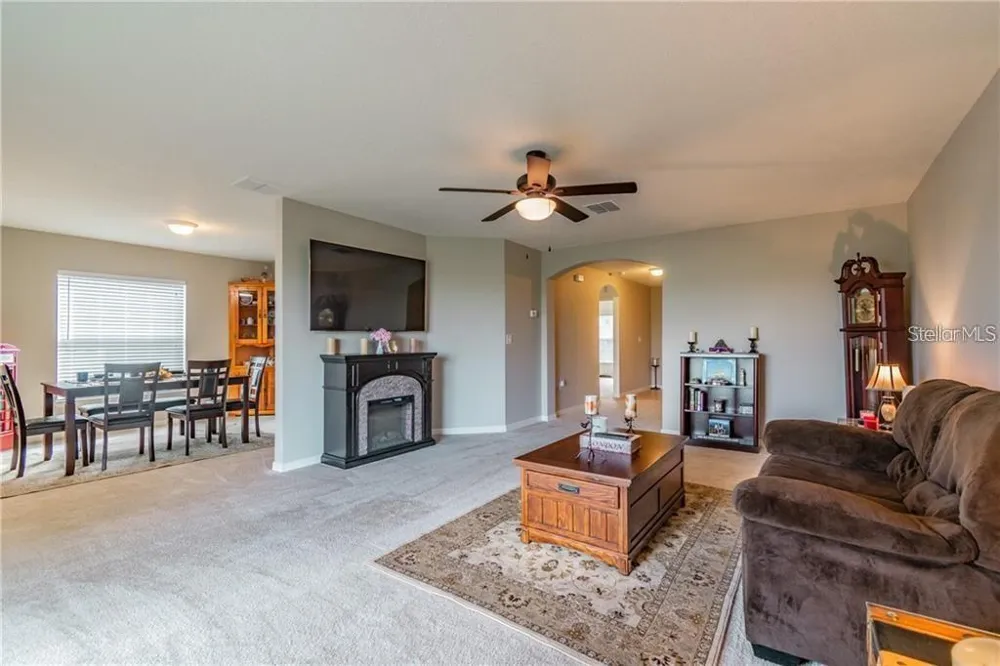 30524 SATINLEAF RUN Brooksville, FL 34602