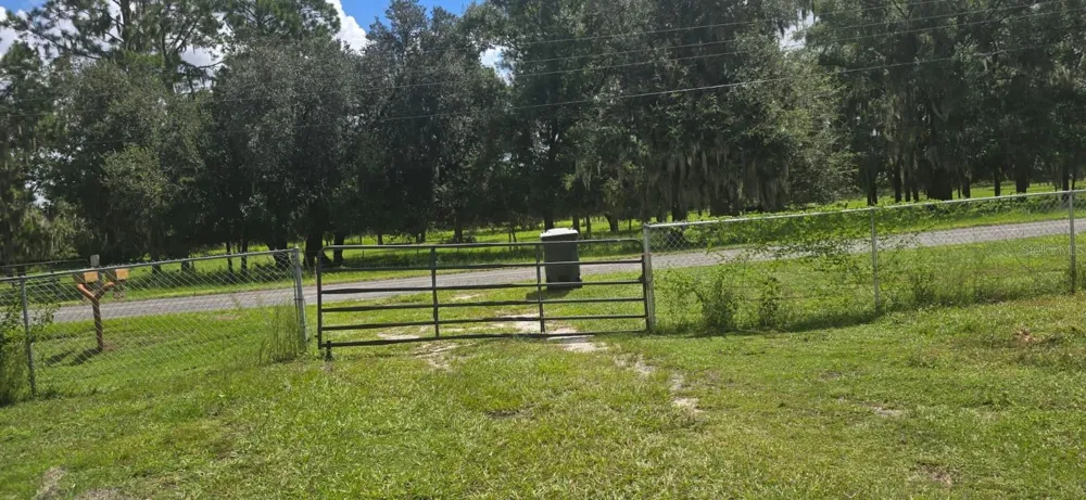 4511 E KEYSVILLE ROAD Lithia, FL 33547