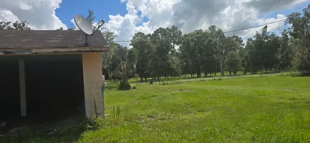 4511 E KEYSVILLE ROAD Lithia, FL 33547